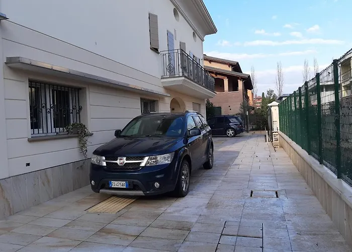 La Dimora Nel Parco 招待所 摩德纳