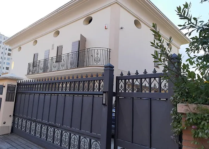 La Dimora Nel Parco Πανσιόν Μόντενα